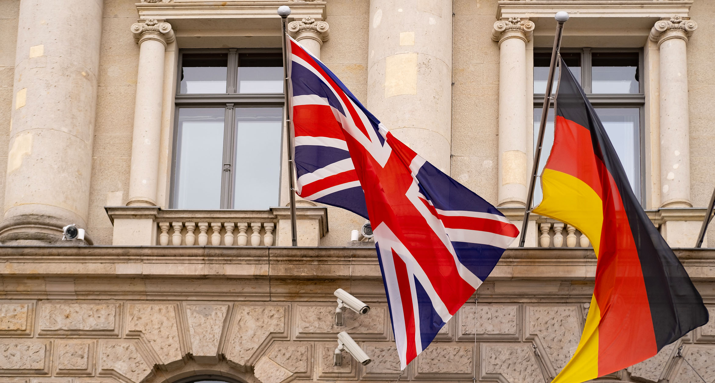 Deutsche und britische Jurisdiktion unterscheiden sich grundlegend in ihren zugrundeliegenden Prinzipien.